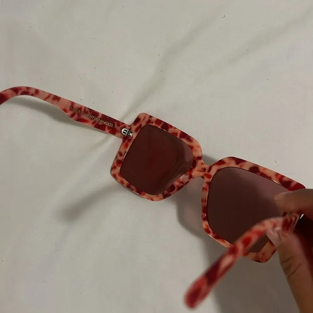 Anthropologie I-SEA tailor oversized pink frame sunglasses